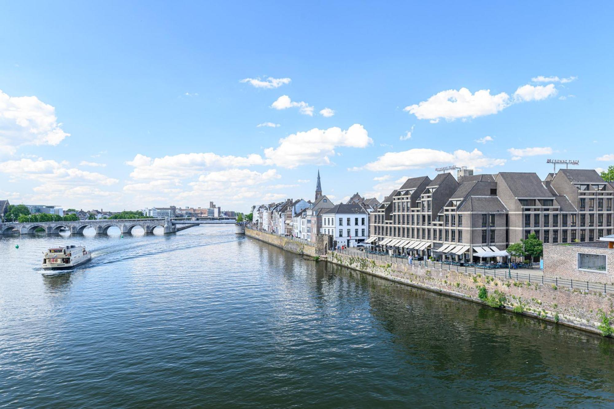 Hotel Crowne Plaza Maastricht By Ihg Exterior foto