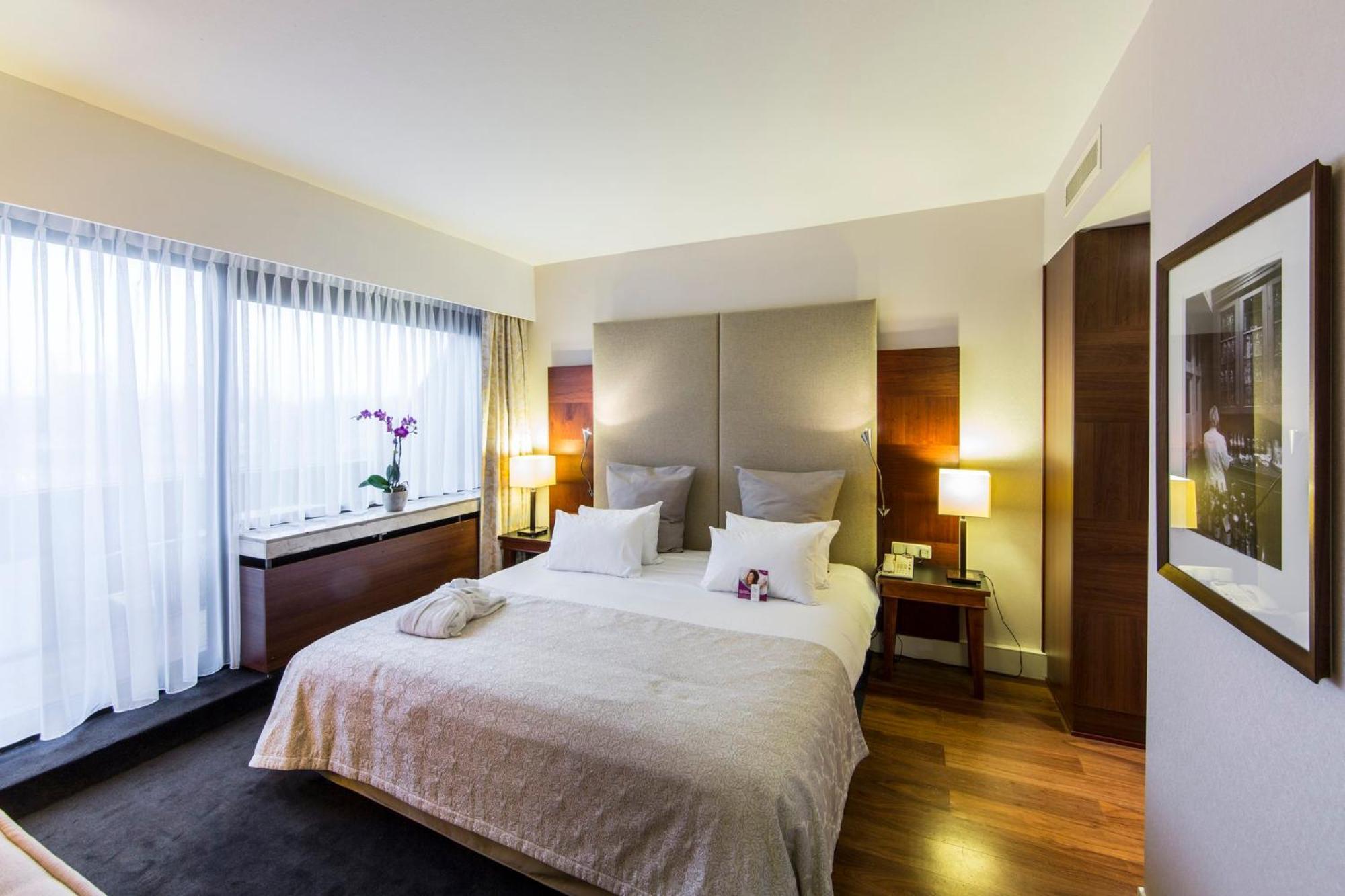 Hotel Crowne Plaza Maastricht By Ihg Exterior foto