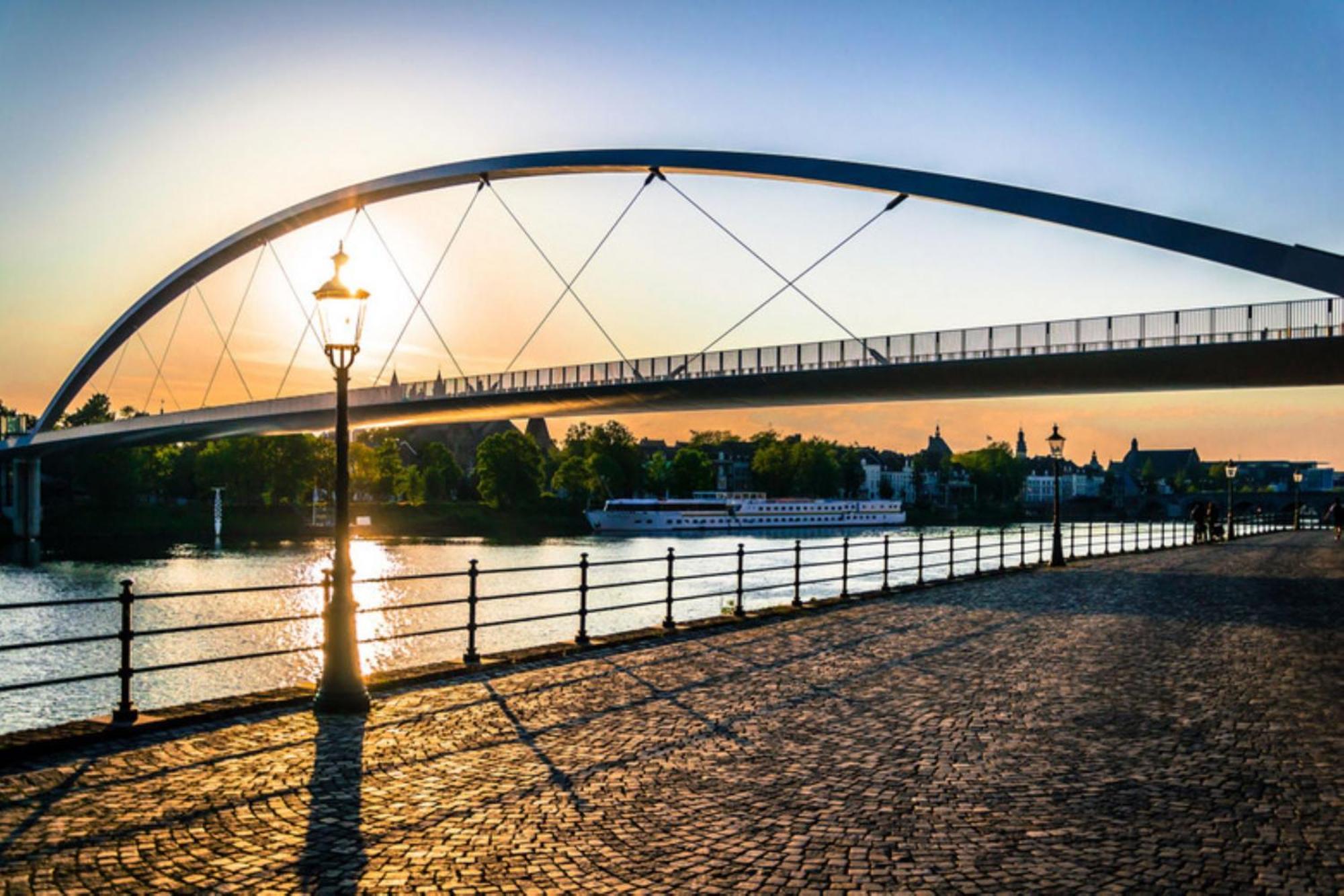 Hotel Crowne Plaza Maastricht By Ihg Exterior foto