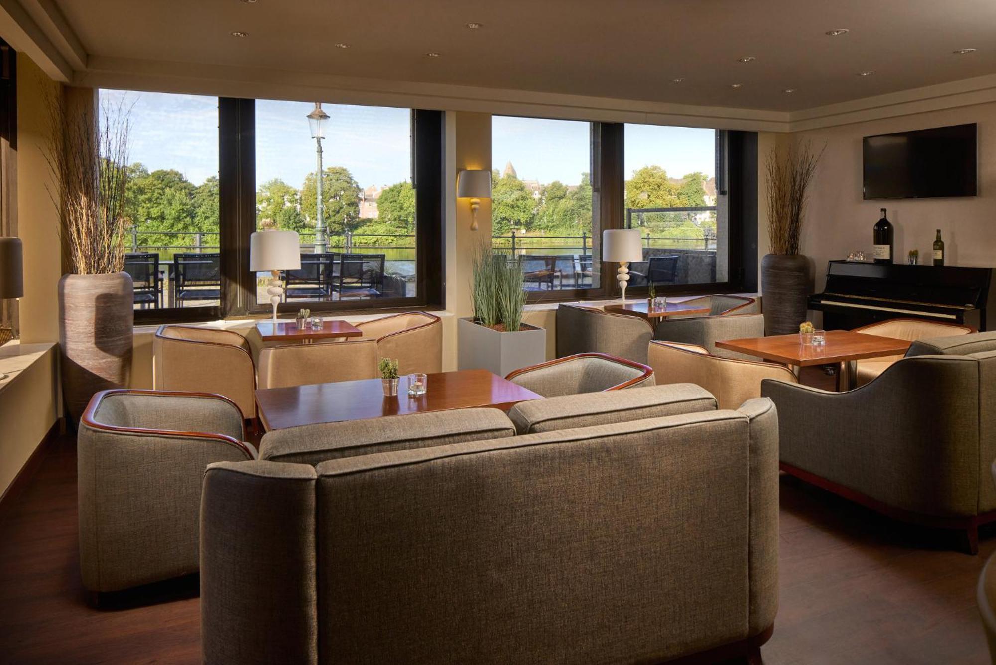 Hotel Crowne Plaza Maastricht By Ihg Exterior foto