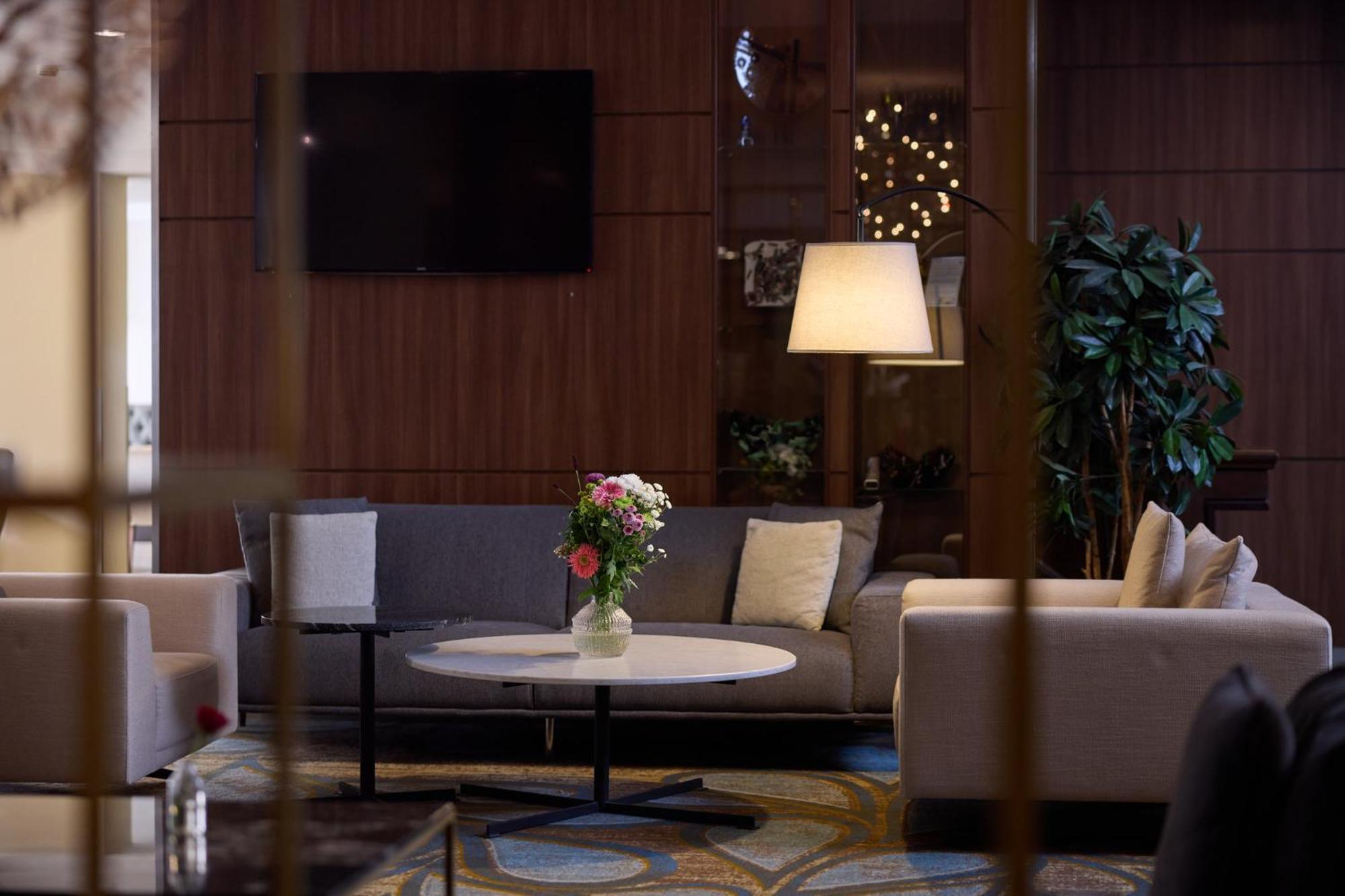 Hotel Crowne Plaza Maastricht By Ihg Exterior foto