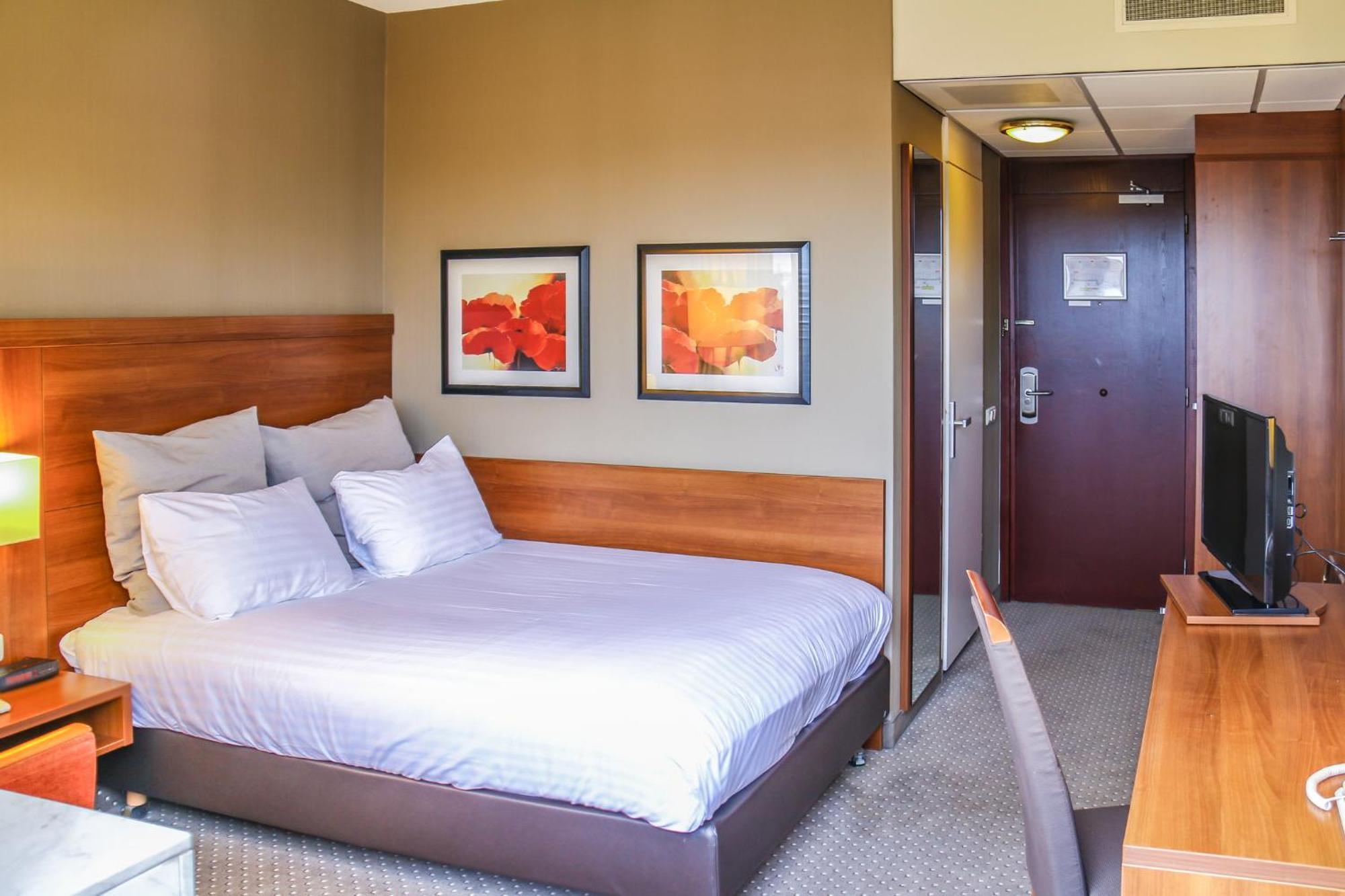 Hotel Crowne Plaza Maastricht By Ihg Exterior foto
